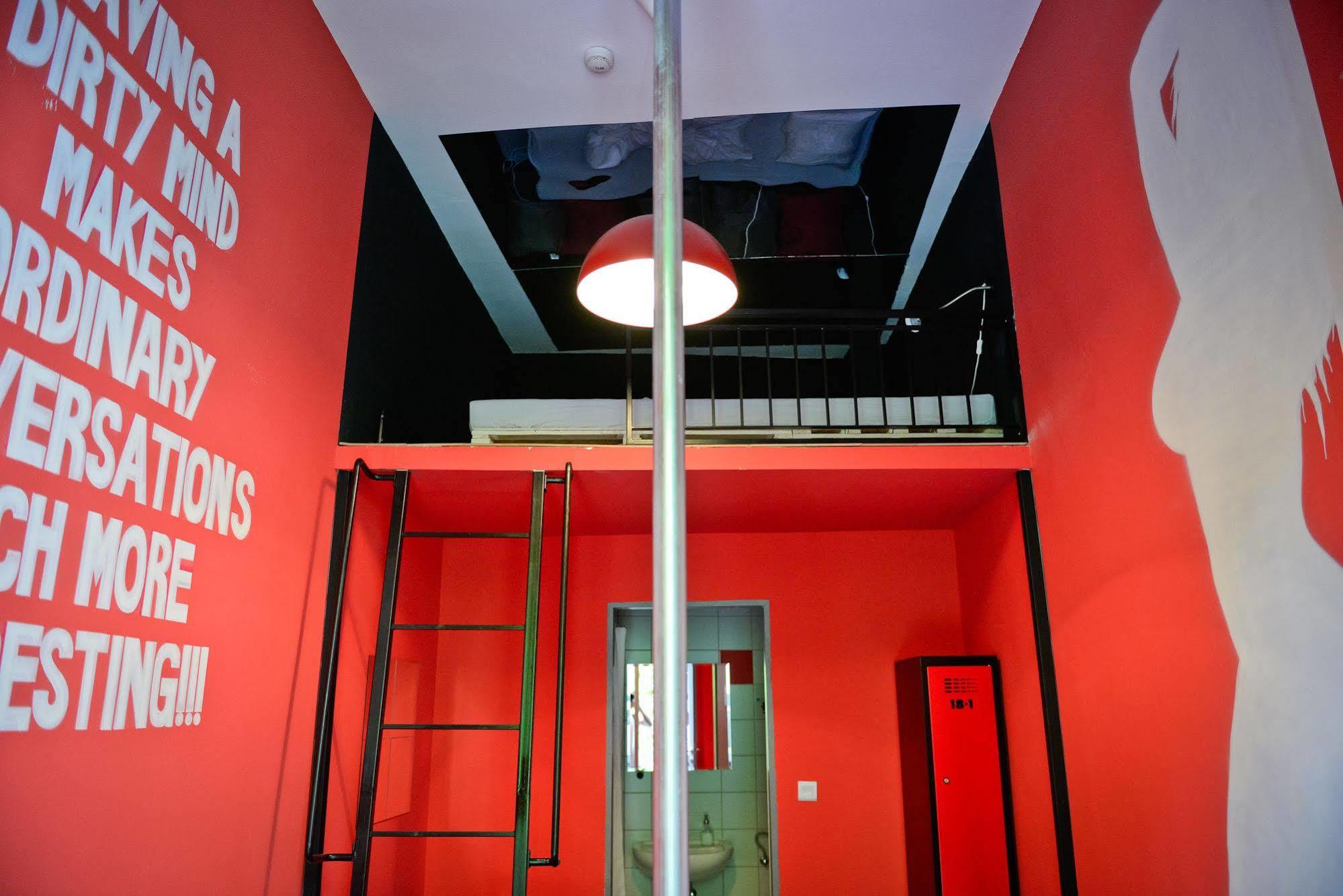 Lol Boutique Hostel City Center Budapest Eksteriør billede